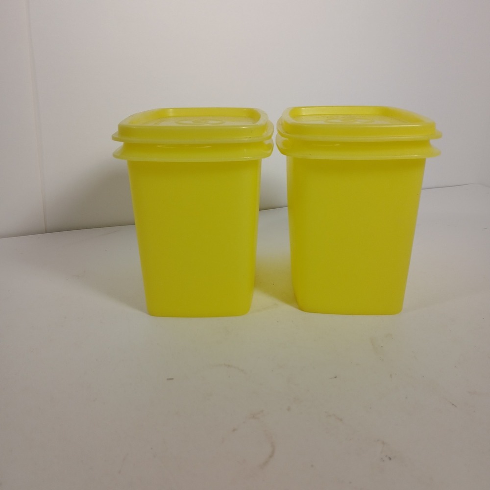 Vintage Tupperware 1243-3 Yellow Shelf Saver 2 Storage Containers With Lids